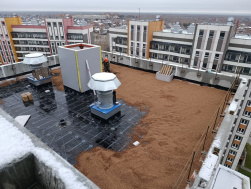 Устройство кровли многоэтажного жилого дома. ТПО-мембрана. 1 220 м2. Октябрь-ноябрь 2025 г. 